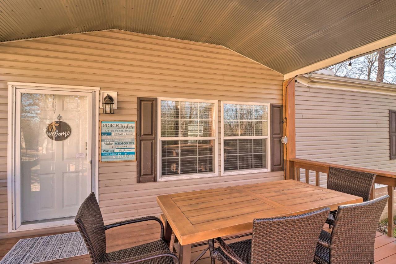Lakefront Greers Ferry Cabin With Covered Boat Slip! Fairfield Bay Ngoại thất bức ảnh