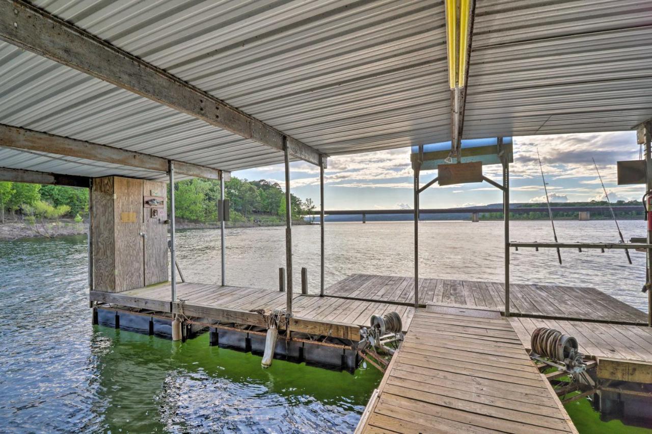 Lakefront Greers Ferry Cabin With Covered Boat Slip! Fairfield Bay Ngoại thất bức ảnh